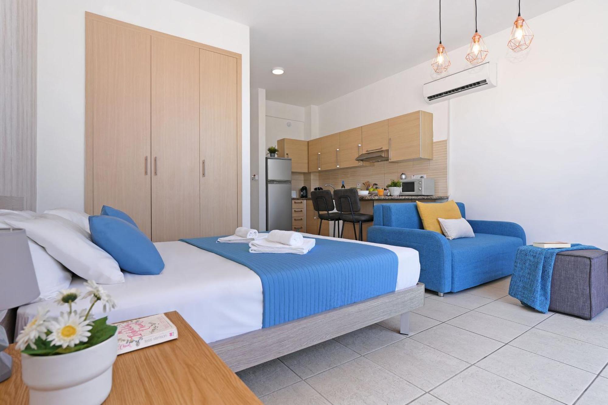 Meryl - Coralli Beachfront Apartment Protaras Exterior foto